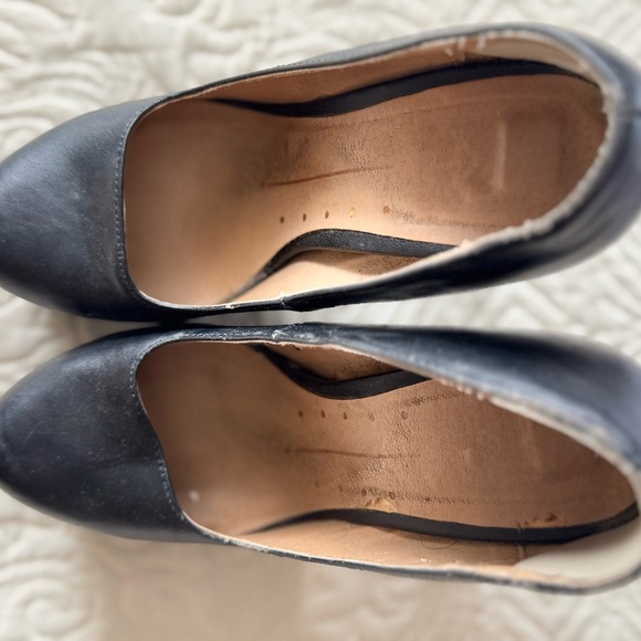 Black stilettos - Picture 5 of 9